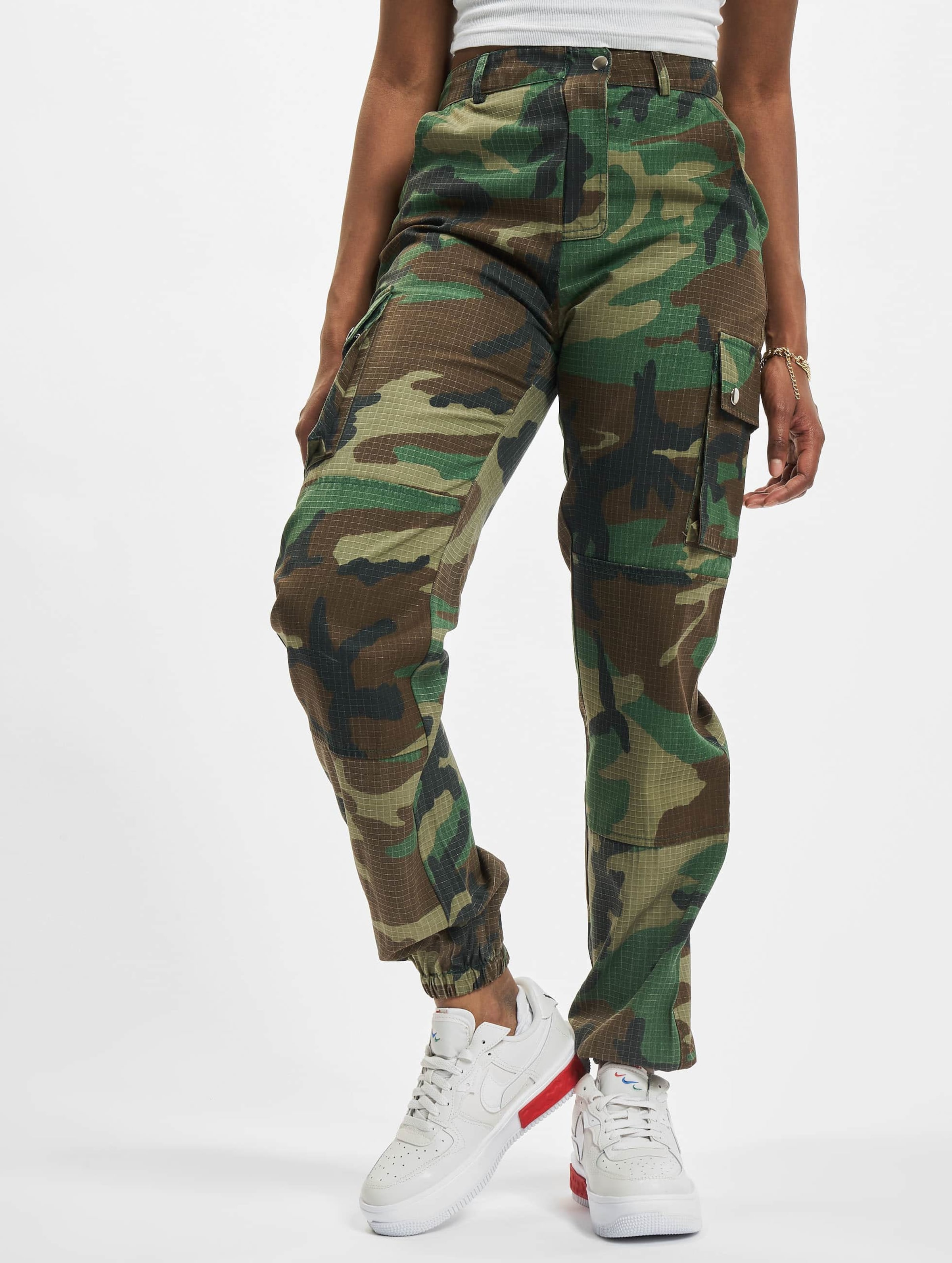 Camo Print Metal Grommet Belted Cargo Pants | Leggings are not pants,  Belted pants, Pants for women