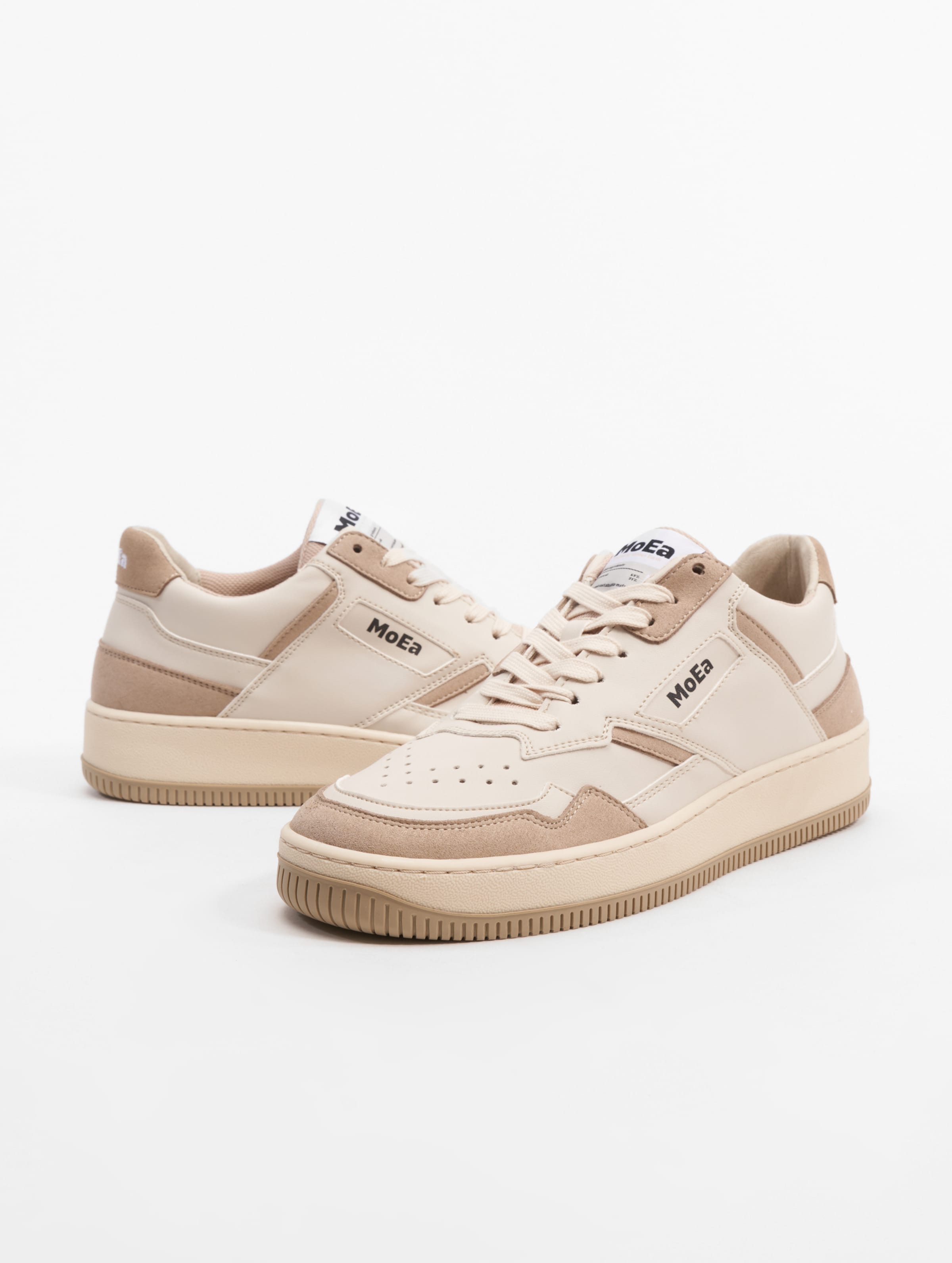 MoEa GEN1 Sneakers Frauen,Männer,Unisex op kleur beige, Maat 39