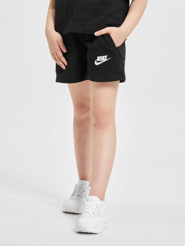 Nike Club Ft 5 In Shorts-0