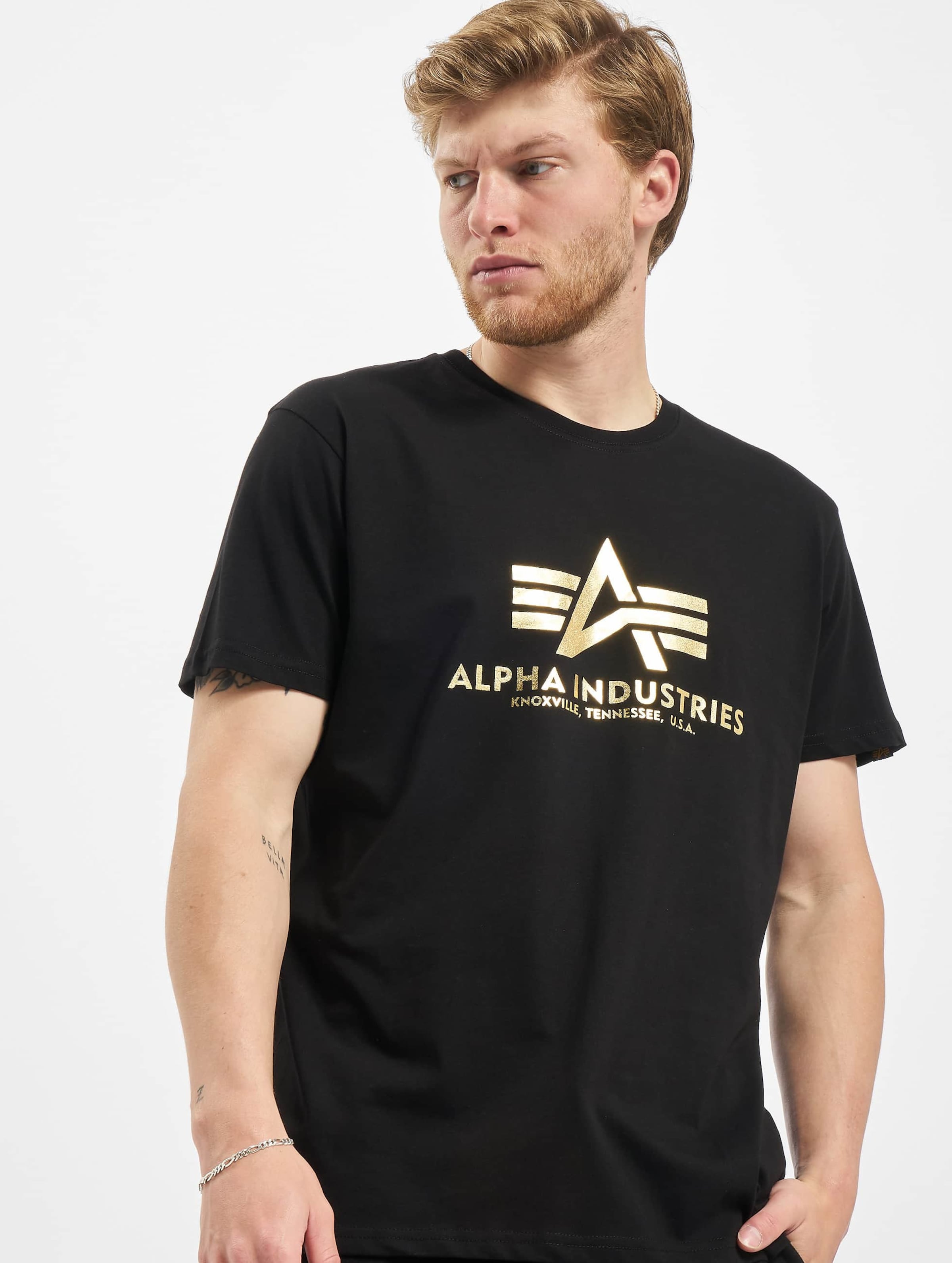 Alpha Industries Basic T-Shirt Foil Print Black/Yellow Gold-XL