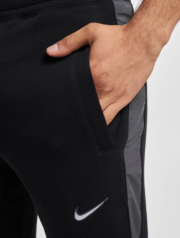 Sweat-4