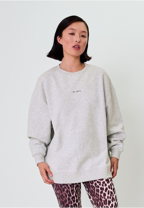 Oversized Sweater Magic-0