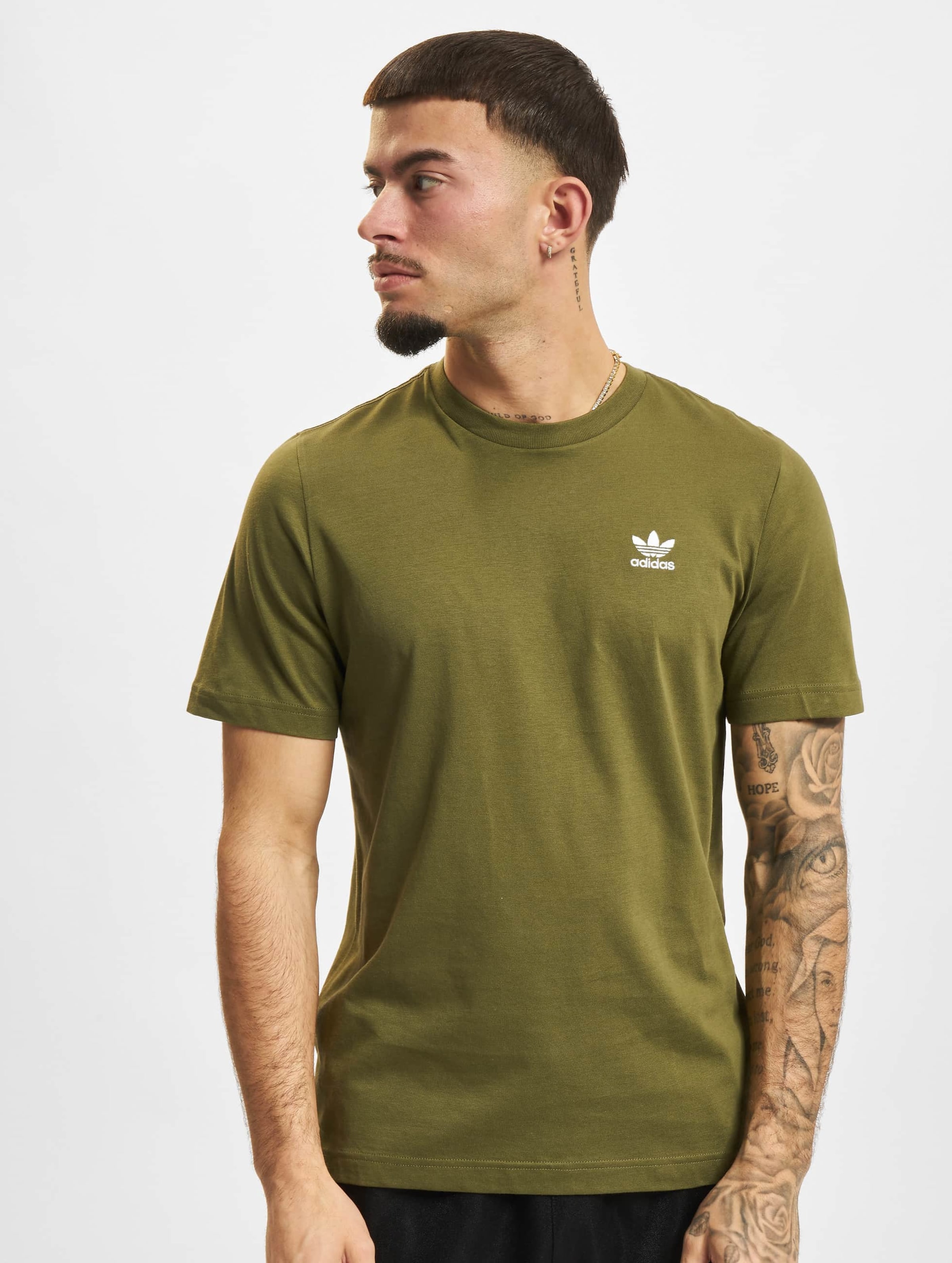 Adidas originals 2025 khaki t shirt