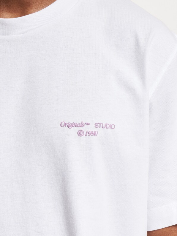 Noho Back Graphic Crew Neck-3