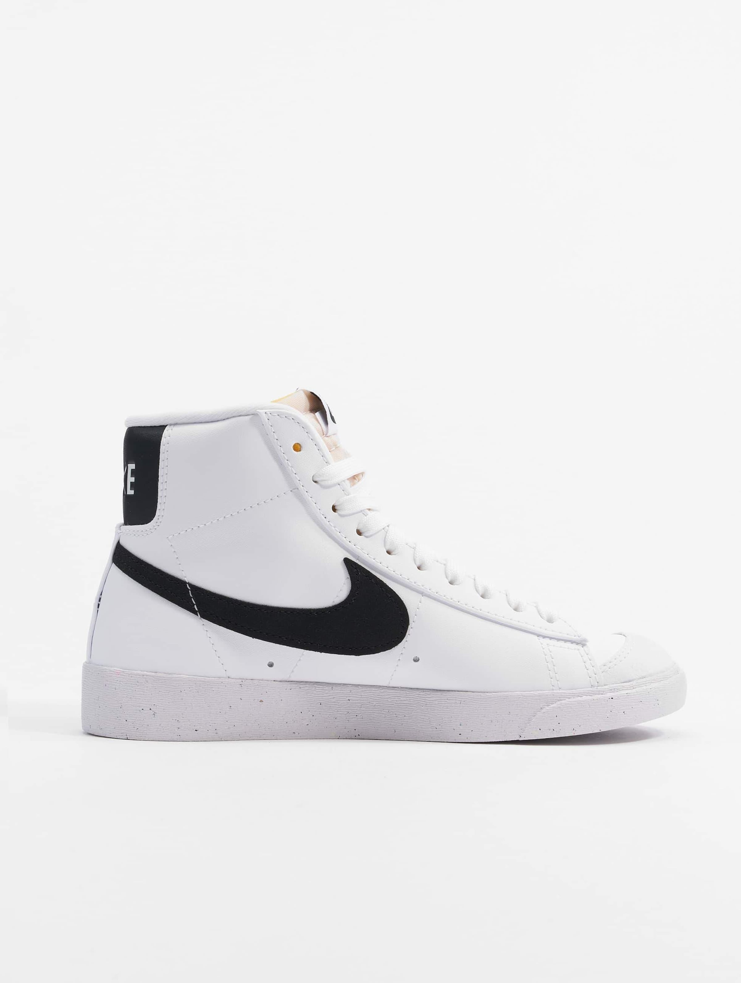 Nike blazer white black swoosh on sale