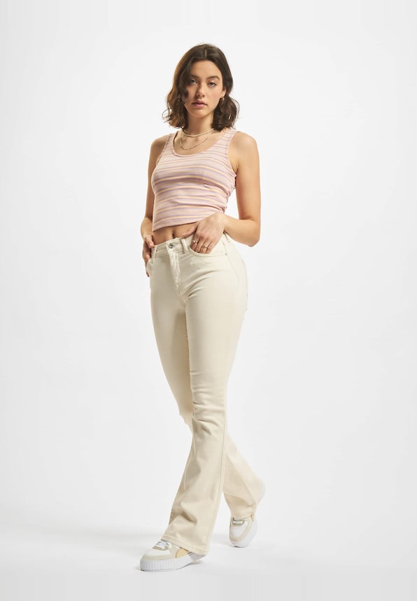 Ana Short -3