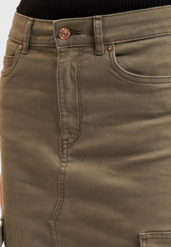 Lola Hw Cargo Long Slit-3