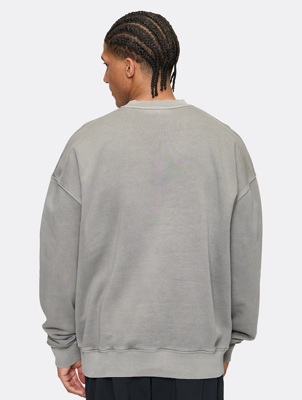 Logo Oversized -1