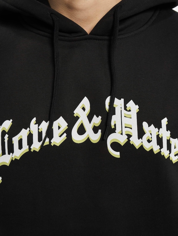 Love & Hate-3