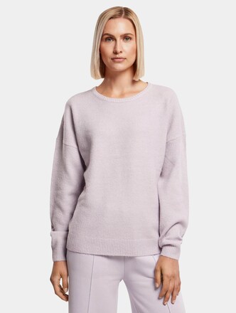 Ladies Chunky Fluffy Sweater