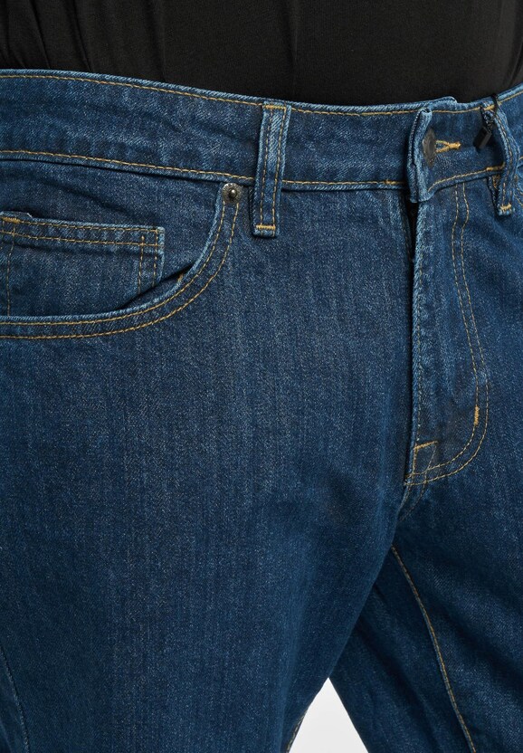 Loose Fit-3