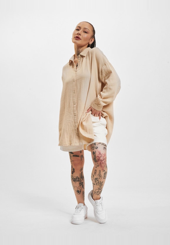 Thyra Oversized-6