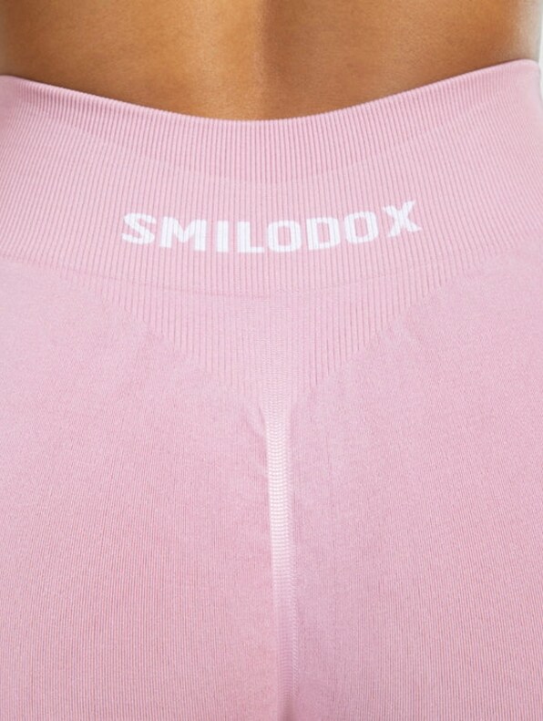 Smilodox Cetrina Scrunch Shorts-4