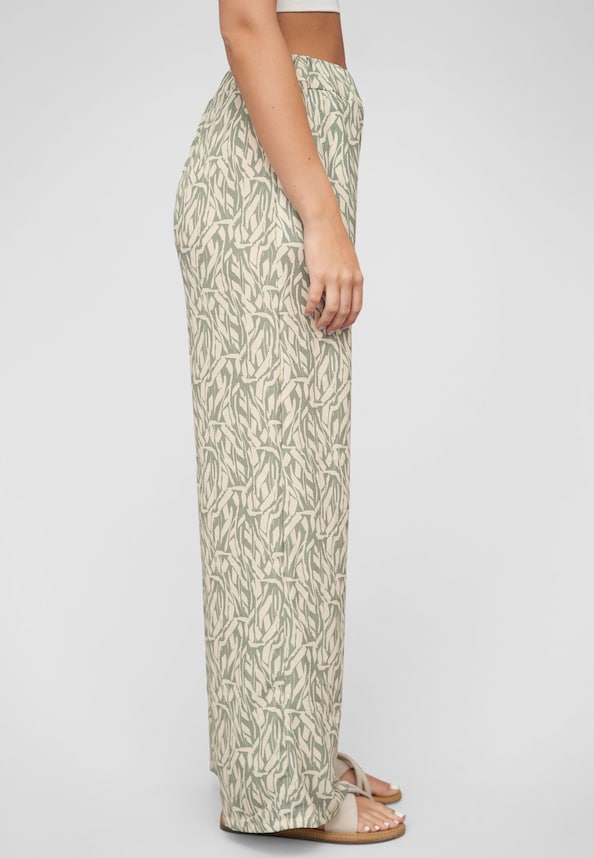 Summer Pants with aop leaf print-3