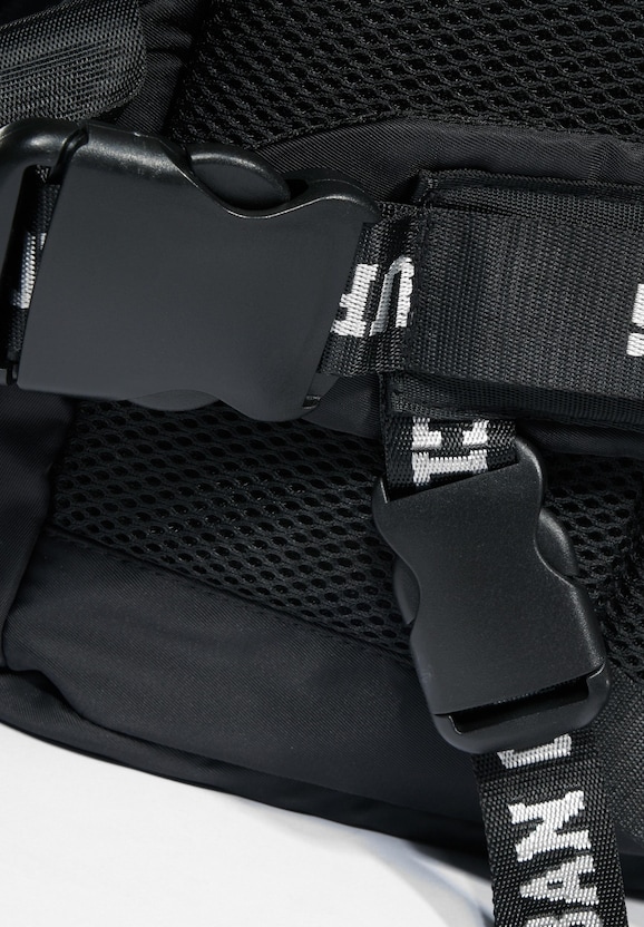 Nylon XXL Traveller-3