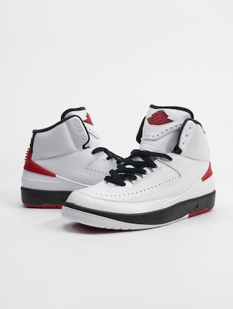 Jordan 2 Retro OG Chicago Sneakers