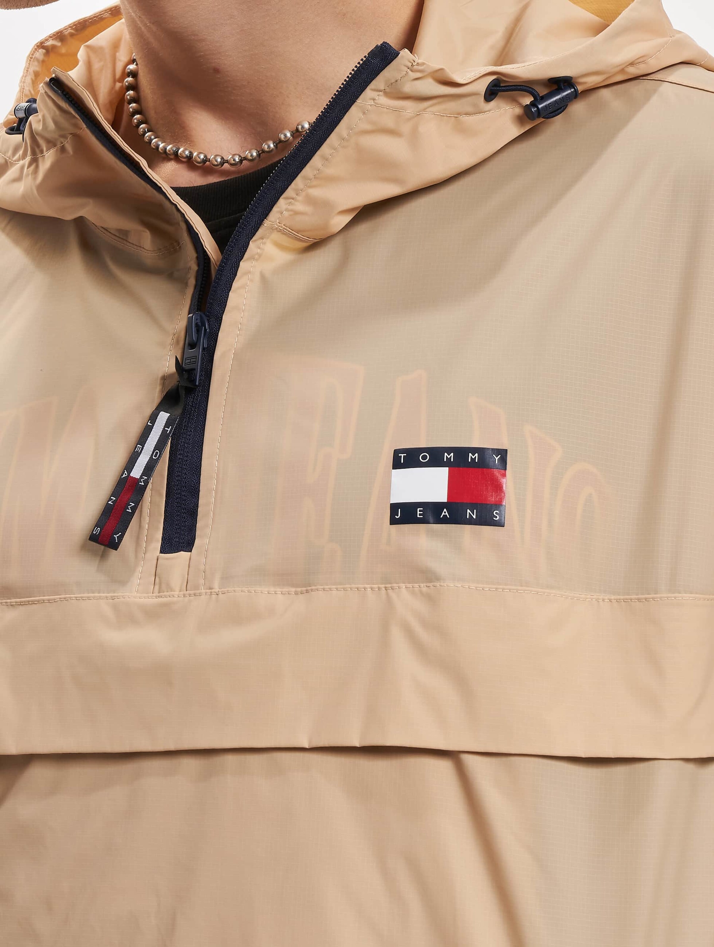 Tommy jeans hotsell pop over windbreaker