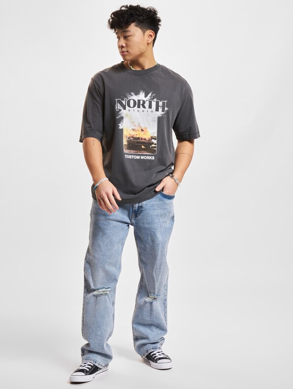 Racer Photo Crew Neck-4