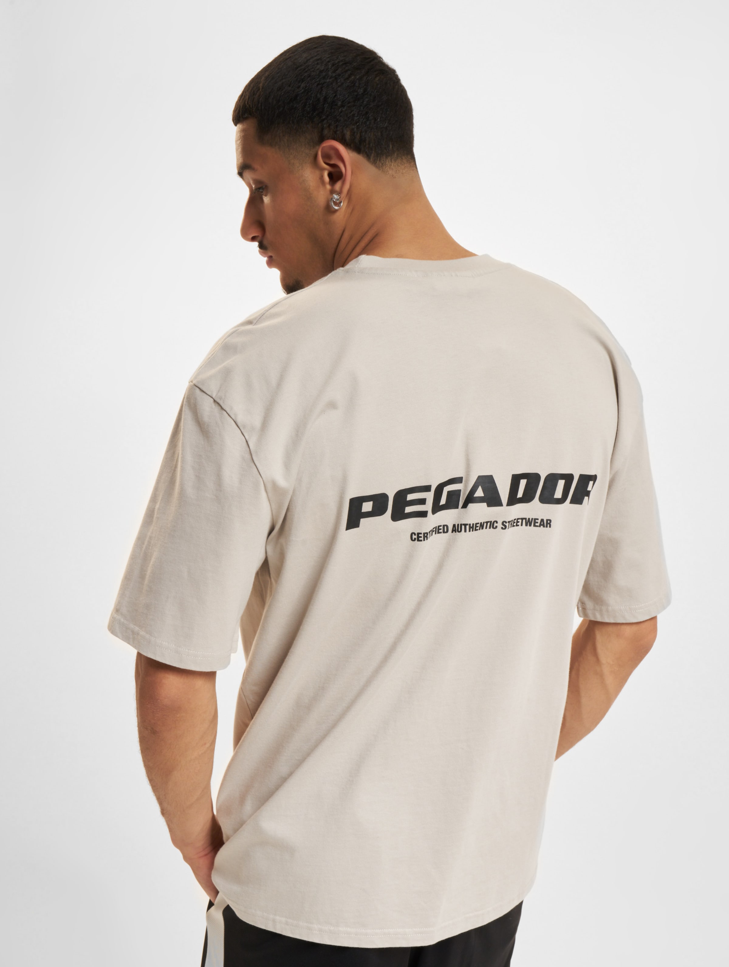 PEGADOR Colne Logo Oversized T-Shirts Männer,Unisex op kleur beige, Maat XL