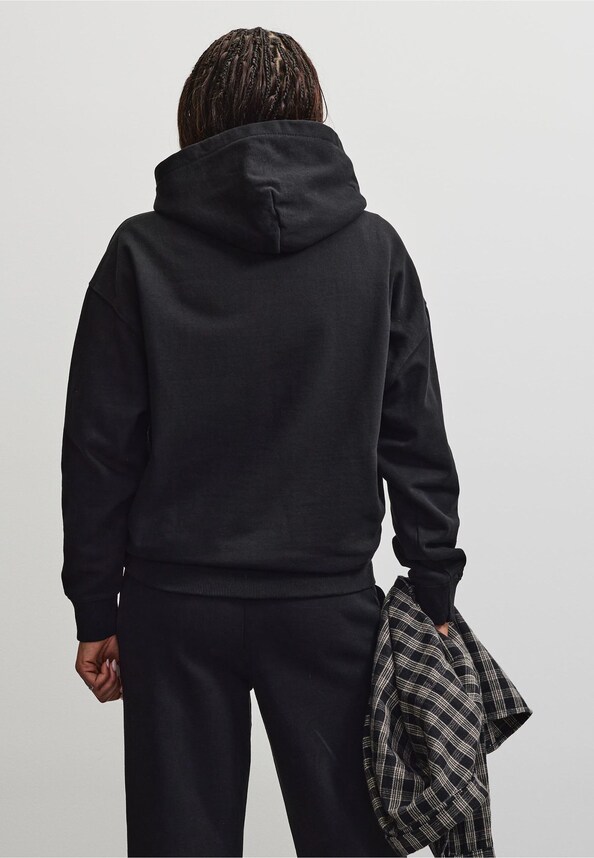 Clarita Logo Oversized -1