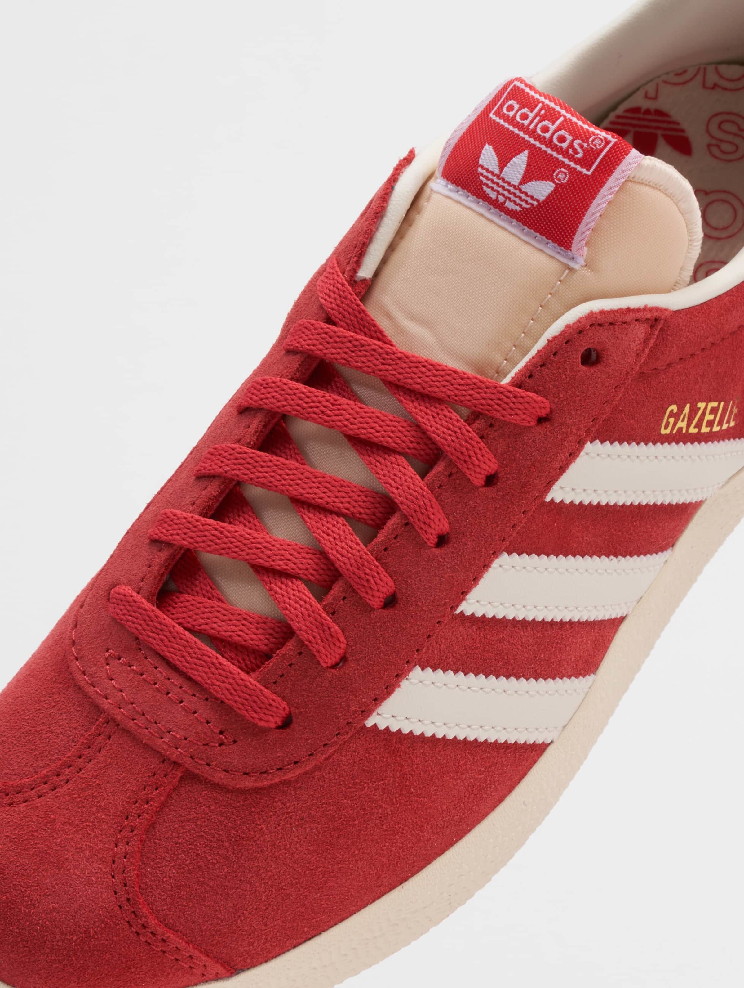 Gazelle on sale tactile red