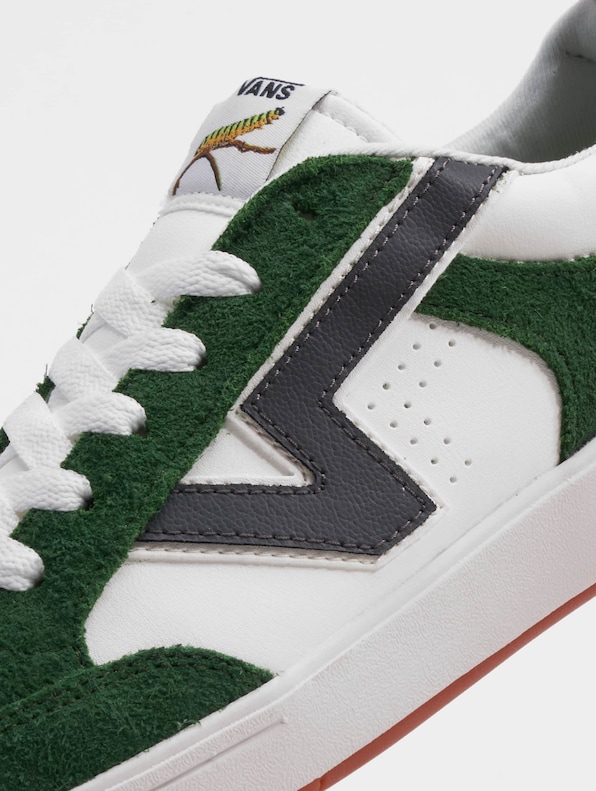 UA Lowland-8
