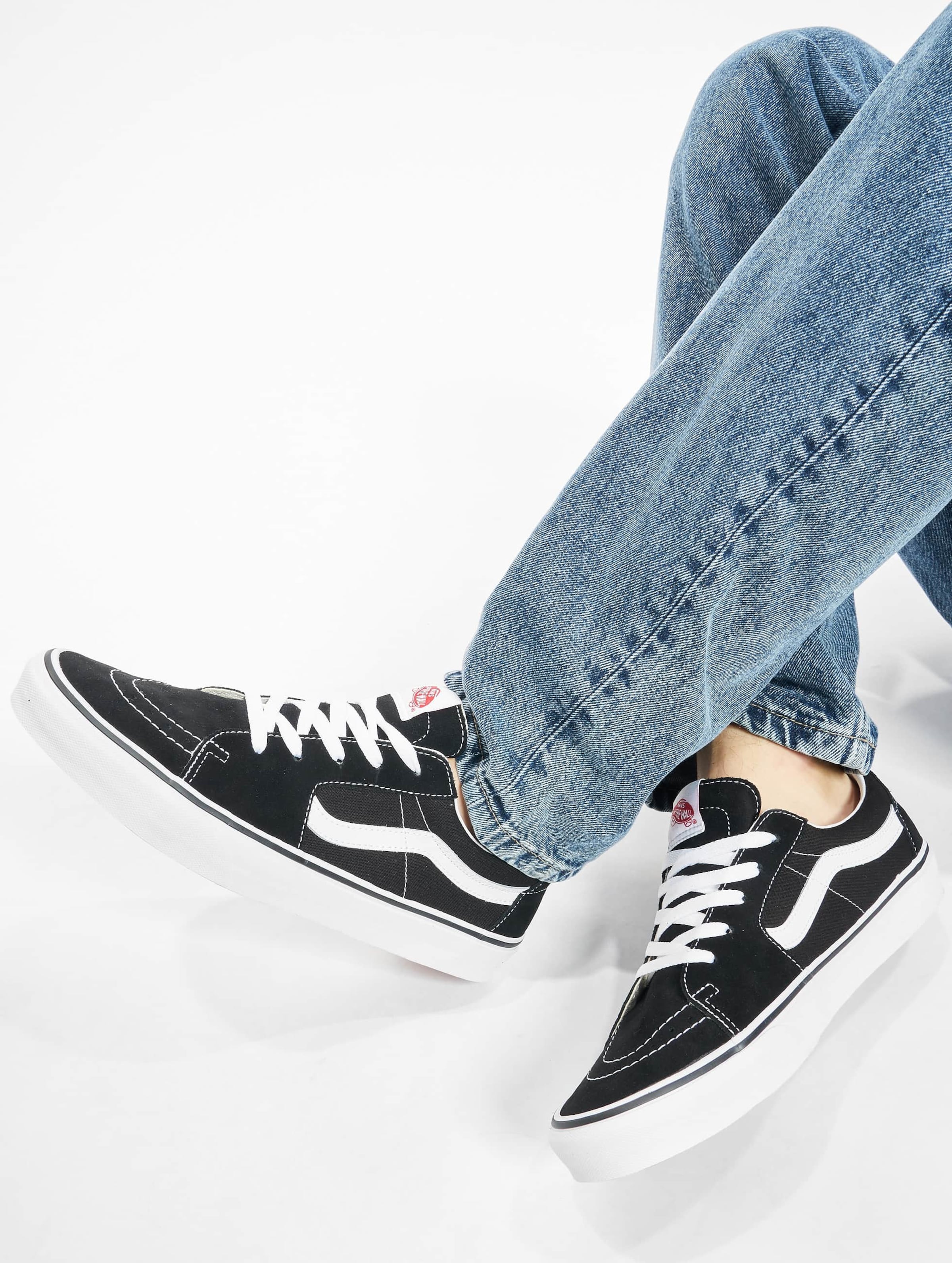 Vans low clearance black