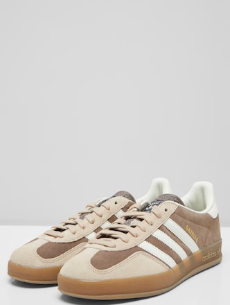 Gazelle Indoor 