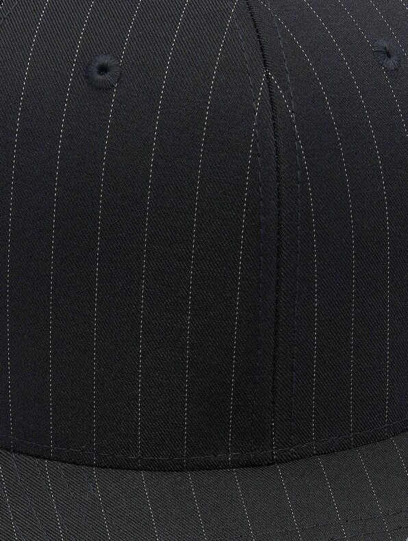 Pinstripe -3