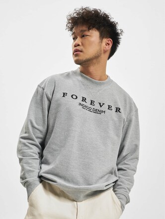 Paxton Oversize Crop