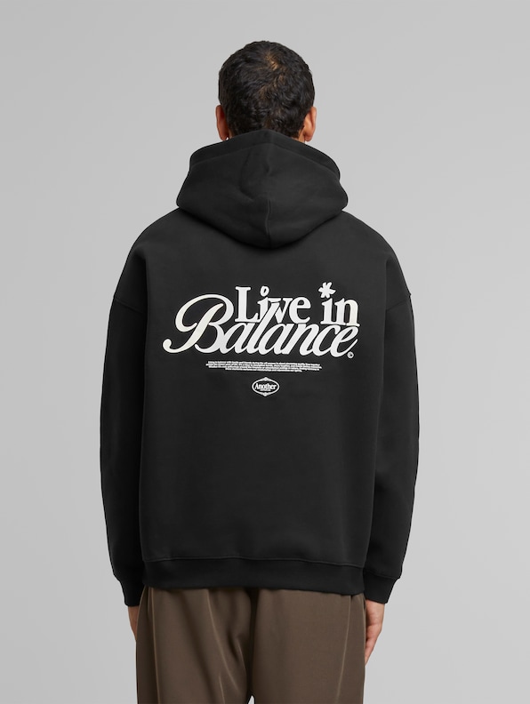 Live in Balance Heavy Oversized-1