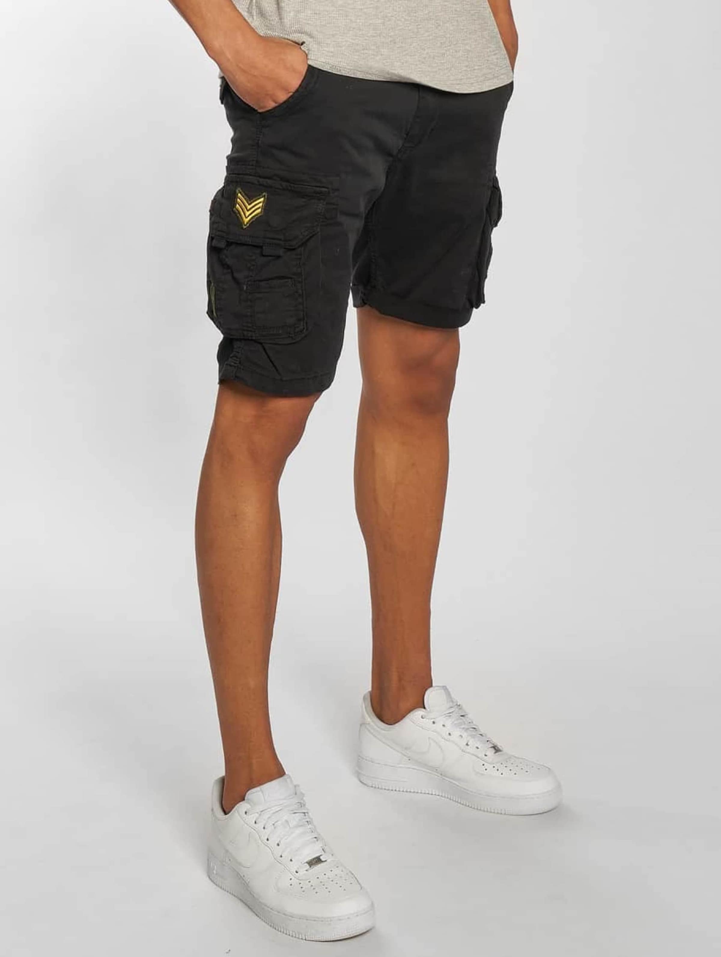 Alpha industries crew hot sale patch shorts