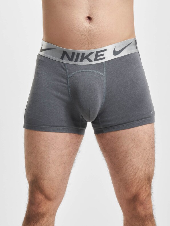 Nike / Men's Luxe Cotton Modal Trunks