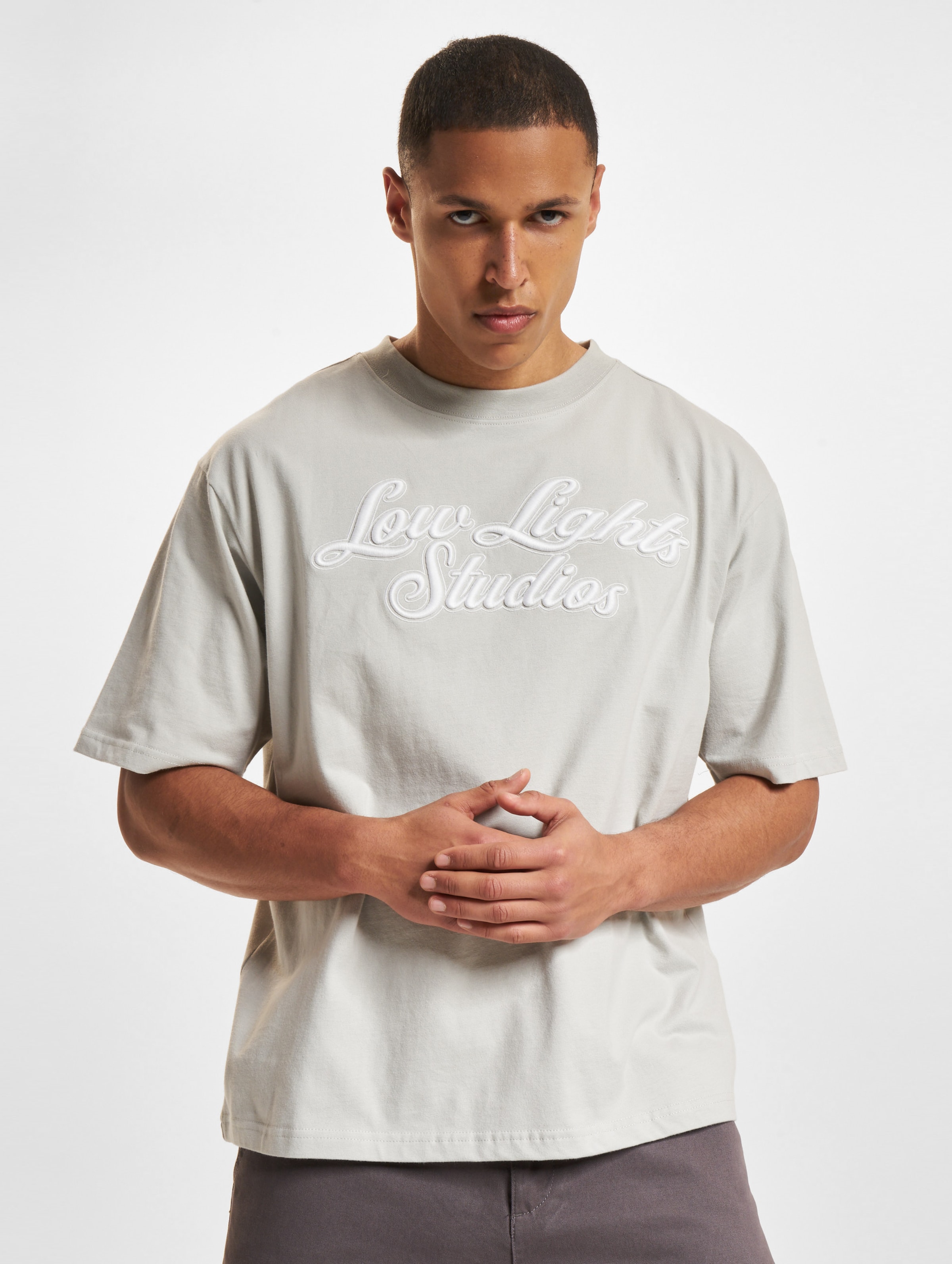 Low Lights Studios Shutter T-Shirt light grey Männer,Unisex op kleur grijs, Maat L