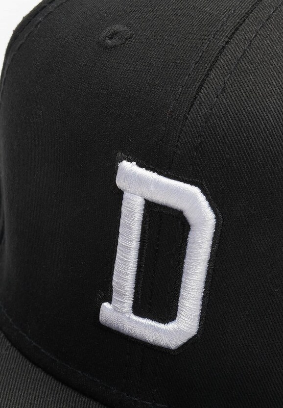 D Letter-3