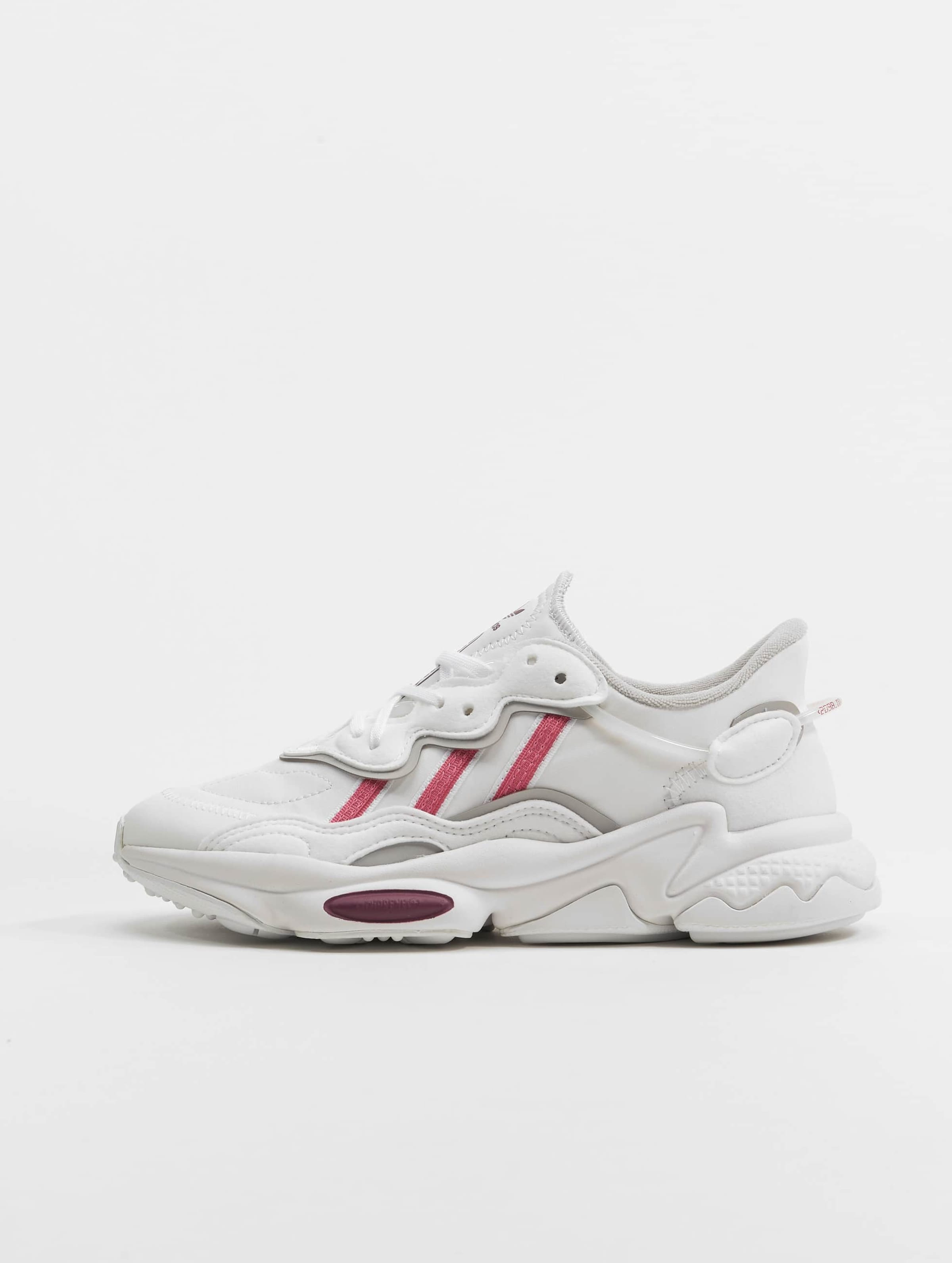 Adidas ozweego outlet 1