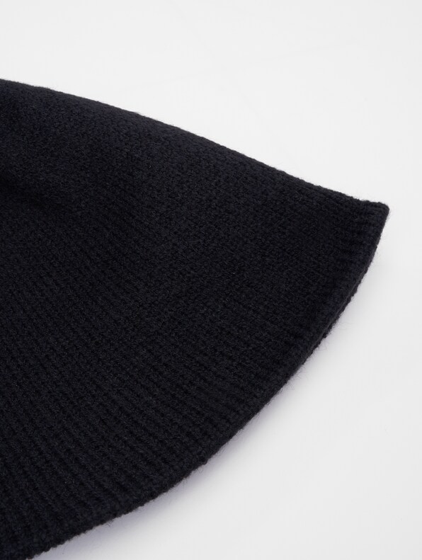 Knit -6