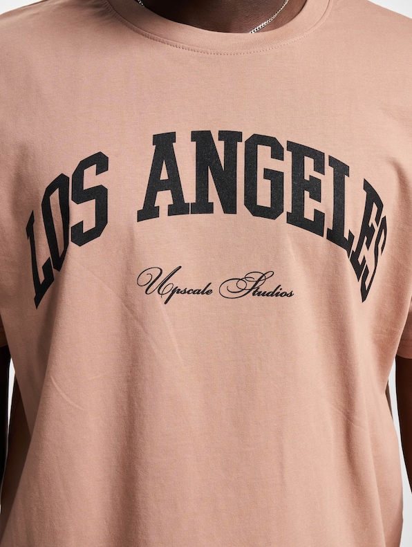 Mister Tee Upscale L.A. College Oversize T-Shirt-3