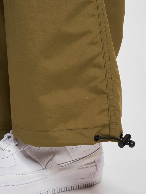 Small Signature Wide Parachute-6