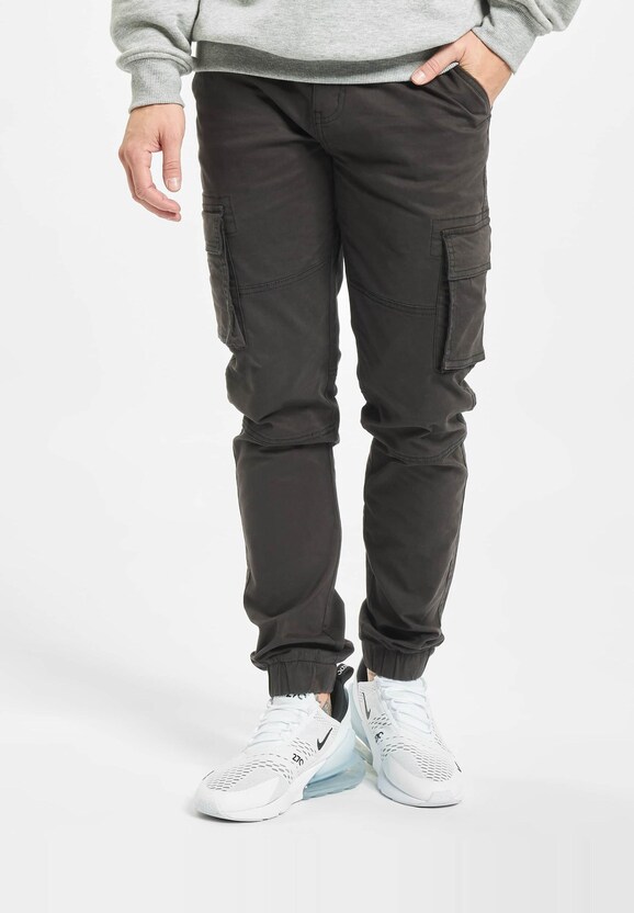 Cargo -1