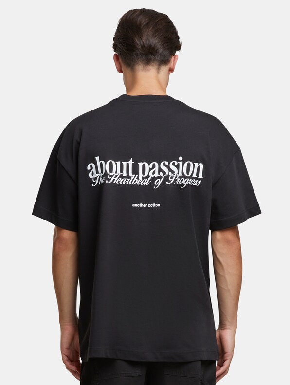 About Passion Oversize-0