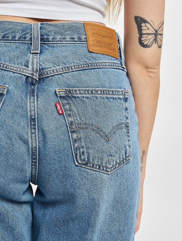 Levi's 80s Mom Jeans-4