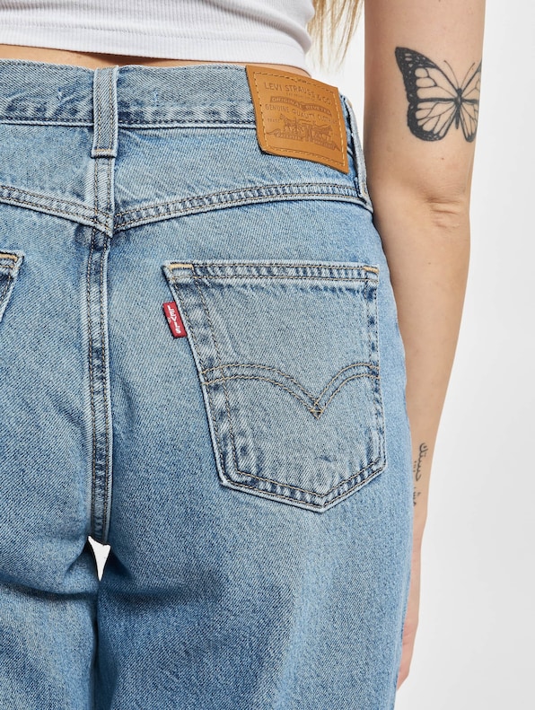 Levi's 80s Mom Jeans-4