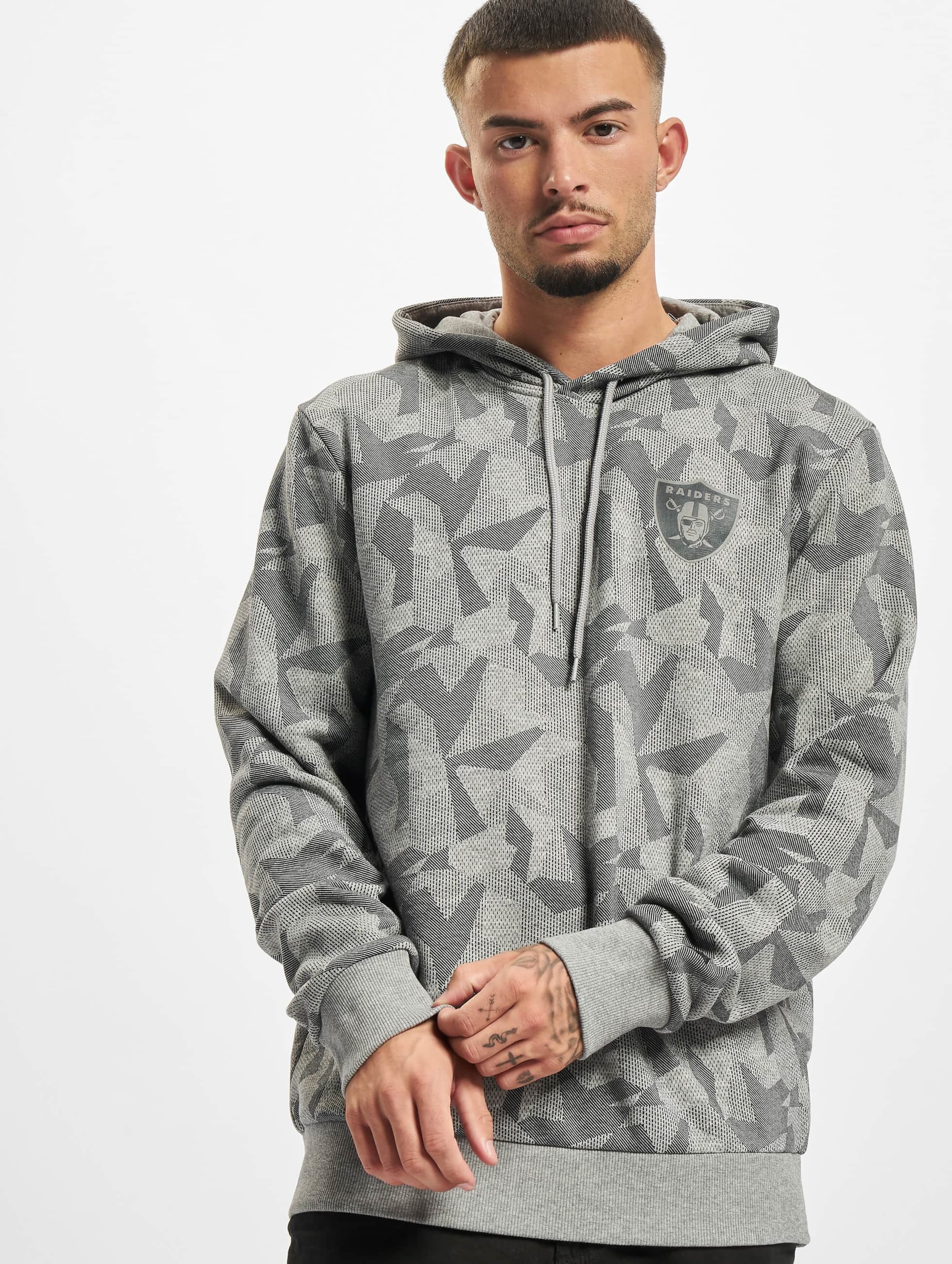 Camo hot sale raiders sweatshirt