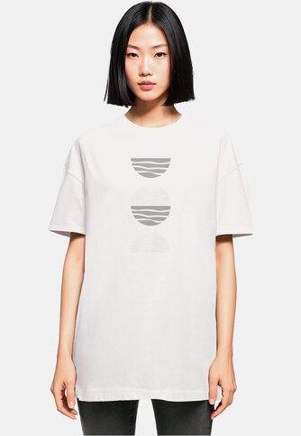 Ladies Abstract Waves