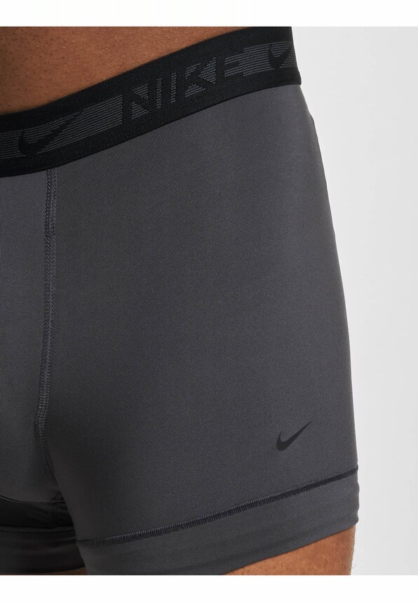 Dri-Fit Ultra Stretch Micro-6