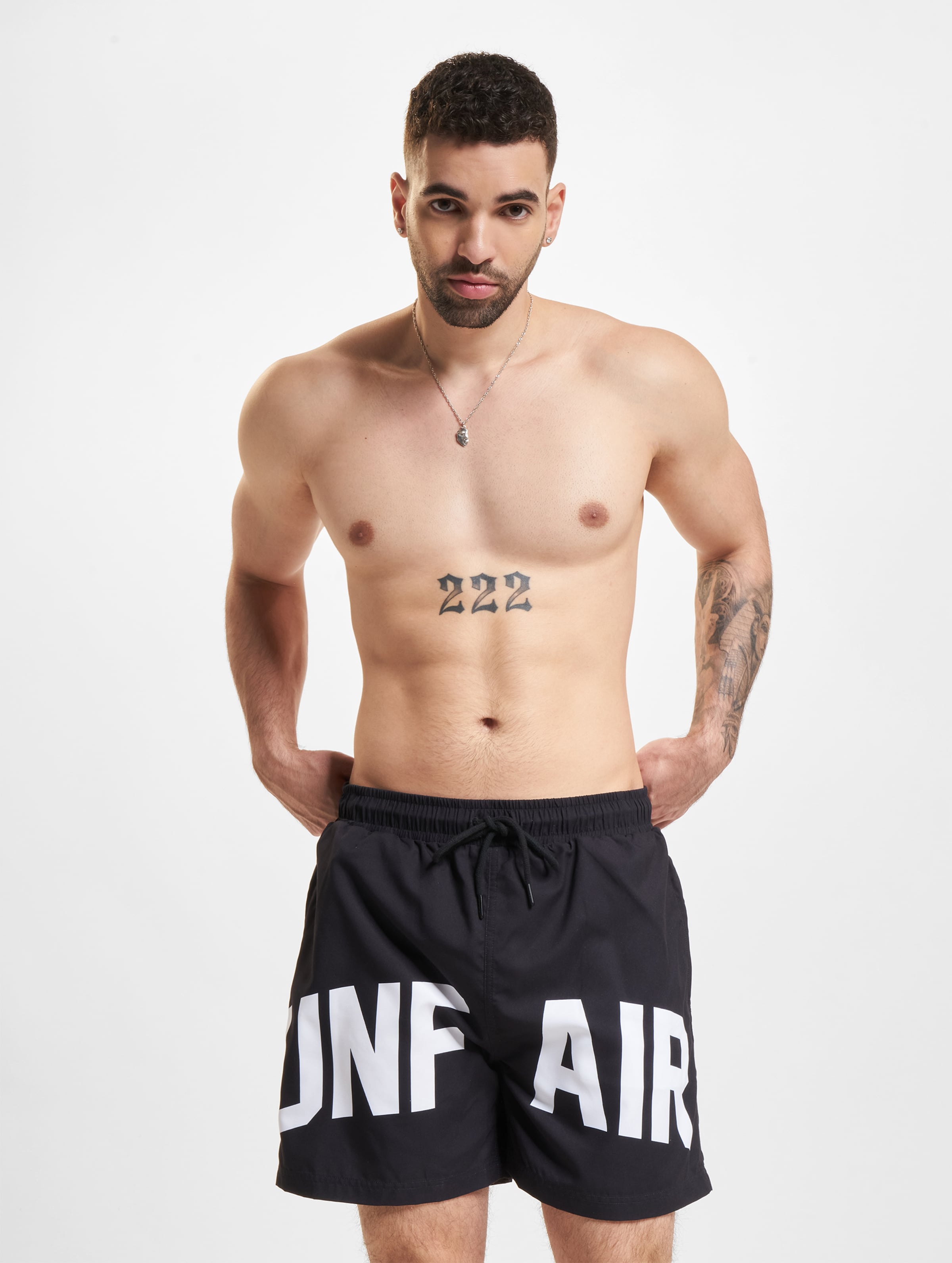 UNFAIR ATHLETICS Statement Badehose Männer,Unisex op kleur zwart, Maat XL