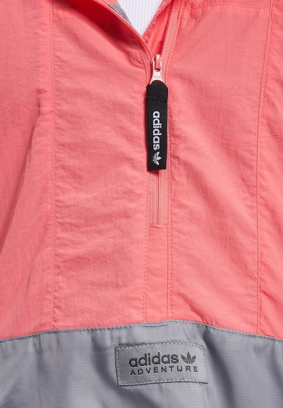 Adv Windbreaker-3