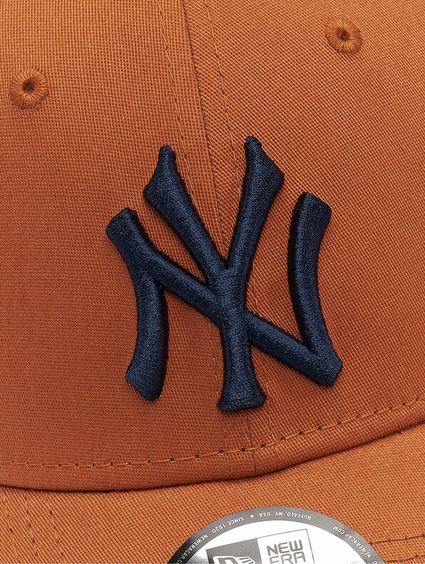 MLB New York Yankees League Essential 39Thirty -3