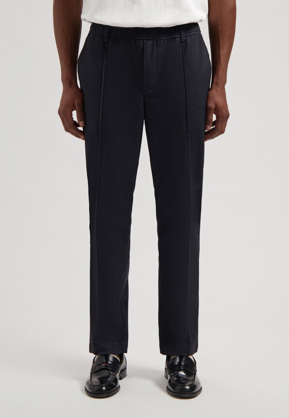 Logan Easy Pintuck-0